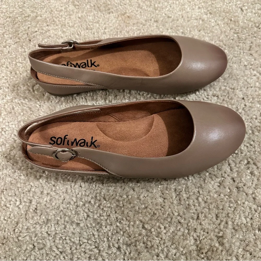 Softwalk Sandy Ballet Flats Taupe Leather 7.5 W Comfort Shoes Slingback Slip On